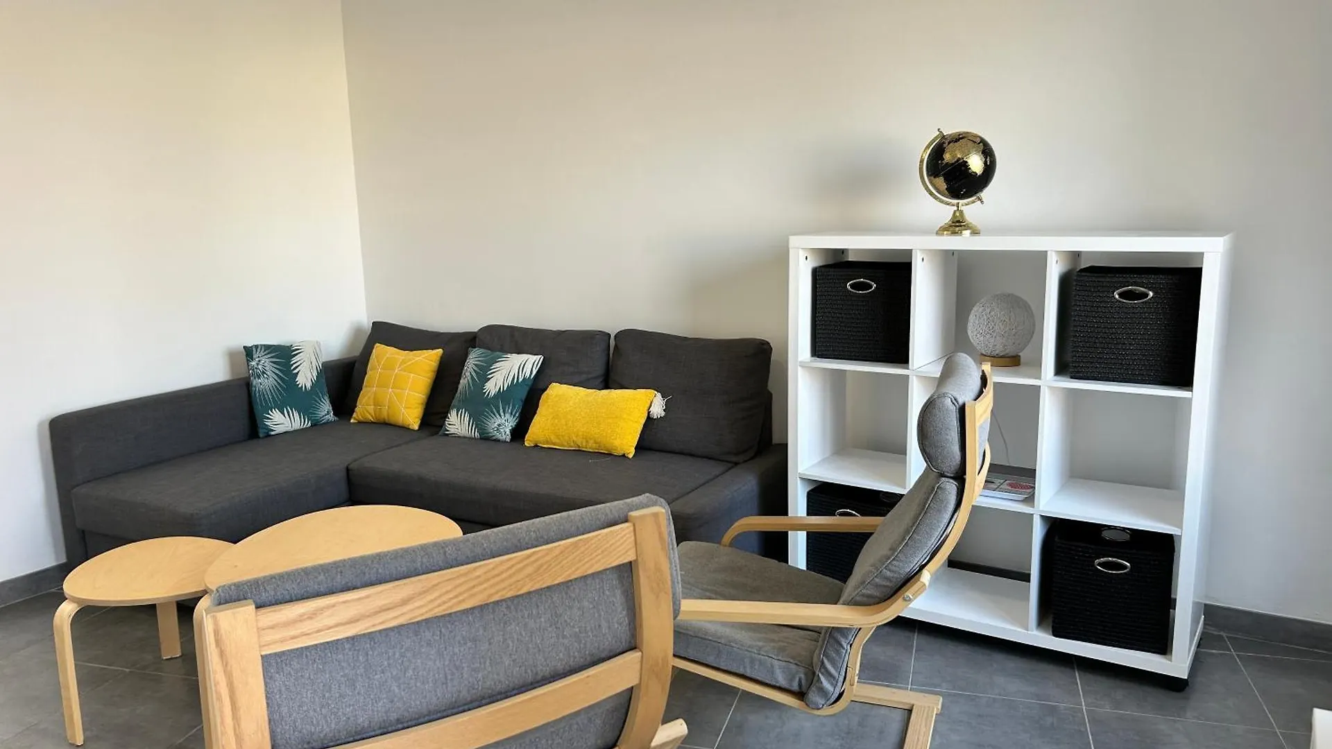 302 - Bel Appartement Renove En Centre De Frehel Apartment